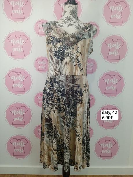Vzorované šaty, 42