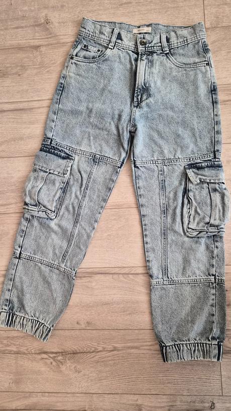 Kapsače reserved, reserved,146