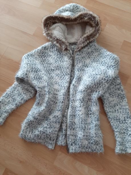 Mikina podšita s kožušinkou, bershka,m