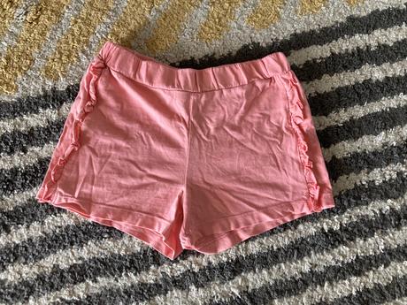 Kraťasky s volánikmi 122/128, lindex,122
