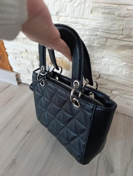 Pekná "tote" kabelka, sinsay