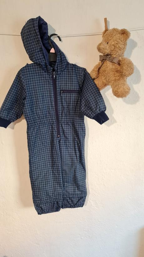 Overal do dažďa 86, 86