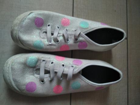 Bodkované platenky, 32