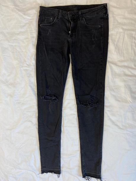 Tmavosivé rifle, h&m,m