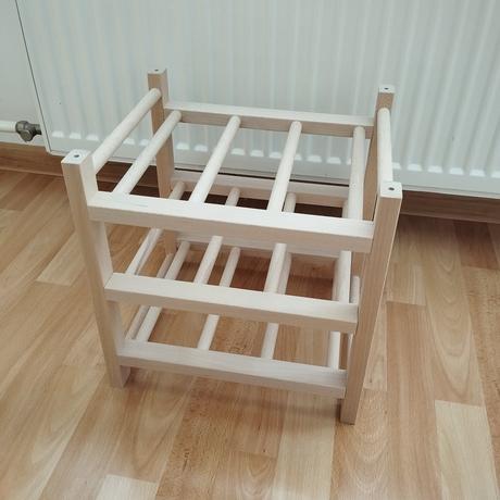 Drevený stojan na fľaše ikea, 