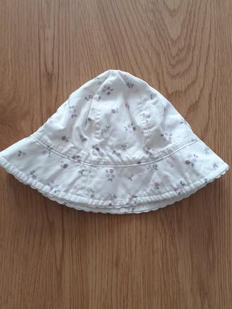 Klobúčik 50/51, c&a,98