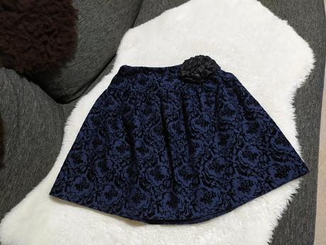 Slávnostná sukňa, 140