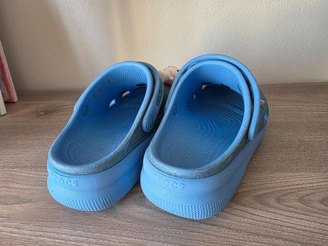 Crocs 36/37 s postavičkami cinnamoroll, crocs,36