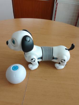 Robot psík silver dackel, 