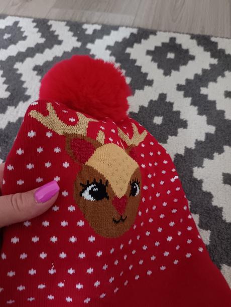 Červená čiapka s brmboľcom, h&m,128