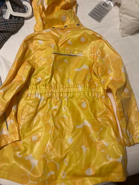 Prechodny pršiplastovy kabat, tchibo,134