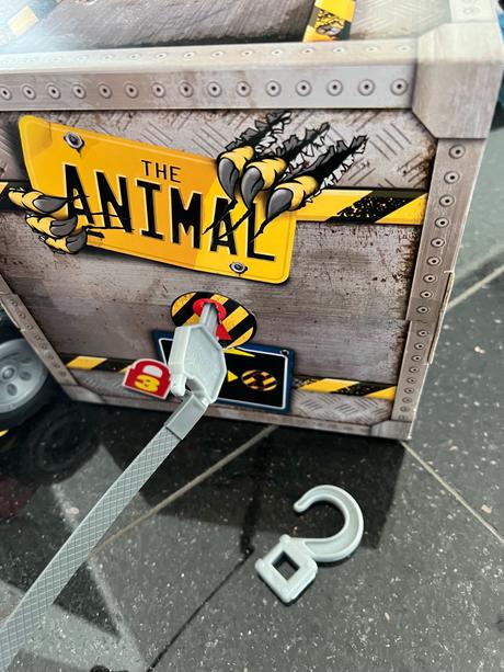 Terénne auto the animal,