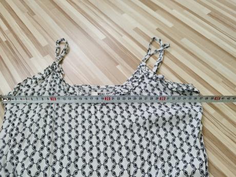 Letné šaticky, 140