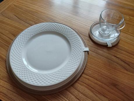 Podnos pod tanier a šálku, 