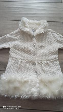 Krásny svetrík 104, 104