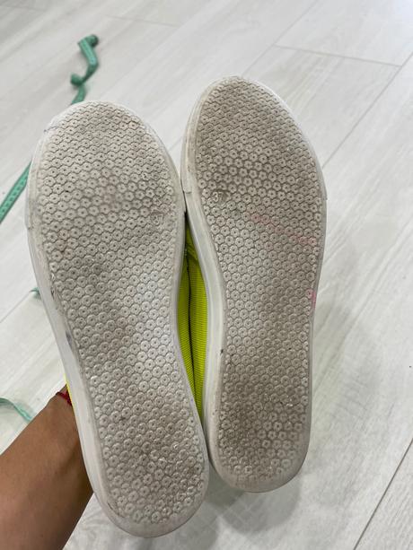 Tenisky kriklave, balada,37