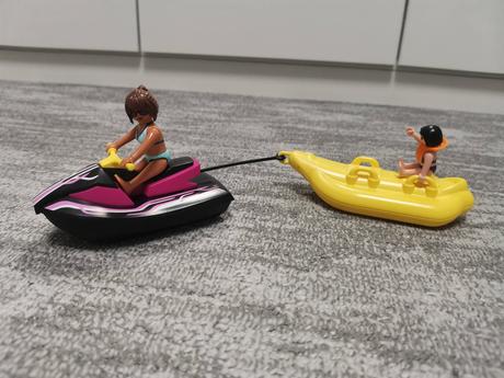 Playmobil 70906 vodný skúter s banánovým člnom, 