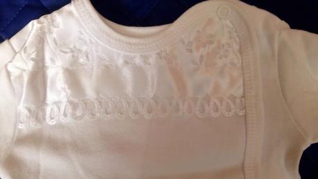 Sviatočná košieľka, čiapočka a papučky, 56