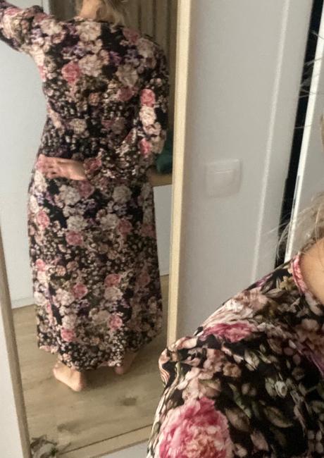 Dlhé spoločenské kvetinové šaty s rozparkom uni, 