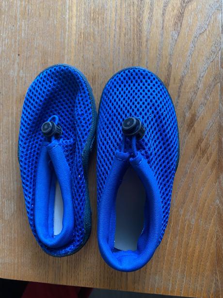 Topanky do vody 24, 24