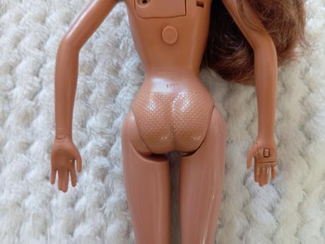 Barbie alexa hrá a svieti, 
