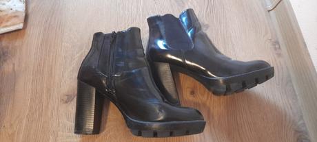 Cizmičky, graceland,39