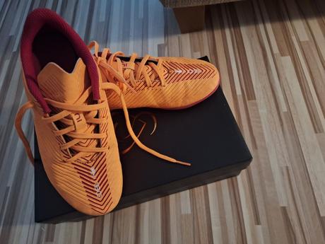 35 futbalove kopacky, 35