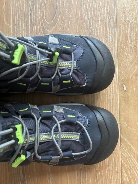 Snehule keen, keen,38