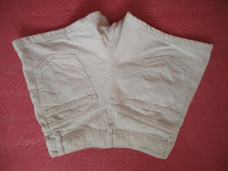 Šortky, zara,134