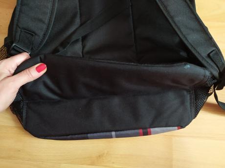 1x použitý batoh + rovnaký peračník grátis,