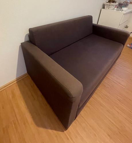 Sedačka plus nábytok, 