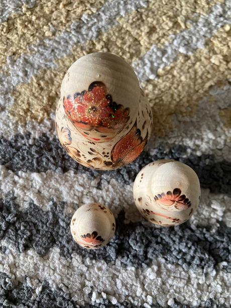 Drevená menšia matrioška, 