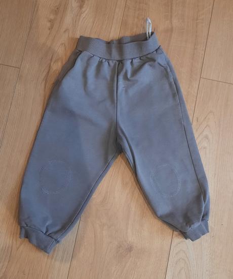 Teplaky 86, ergee,86