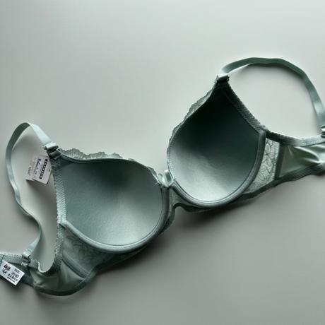 Mierne vystužená podprsenka s kosticou 88608, 80c / 105c