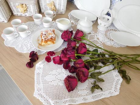 Biela porcelánová akoby sada ,,