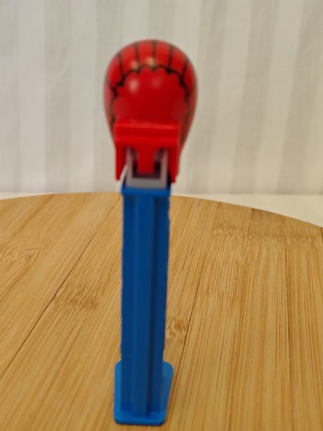 Zberateľský retro dávkovač pez spider man, hungary,