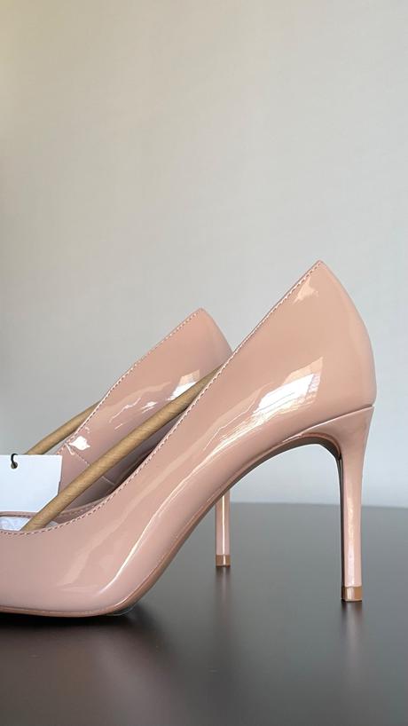 Špicaté ihličky lodičky béžové nude lakované 9 cm, mango,36