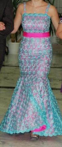 Spoločenské šaty, m