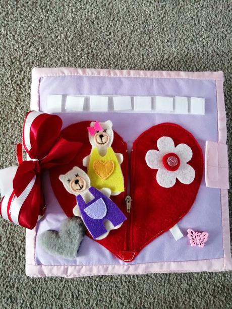 Šitá kniha quiet book,