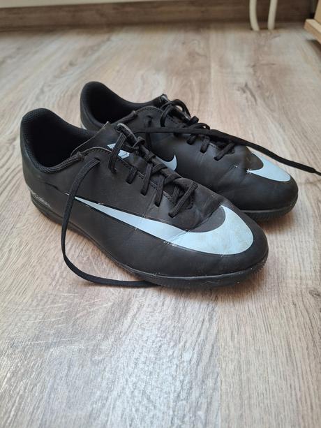 Halovky, nike,38