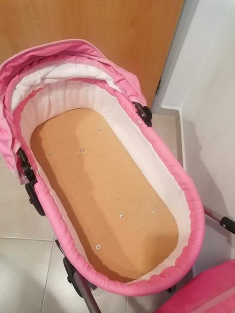 Kočík pre bábiky, 