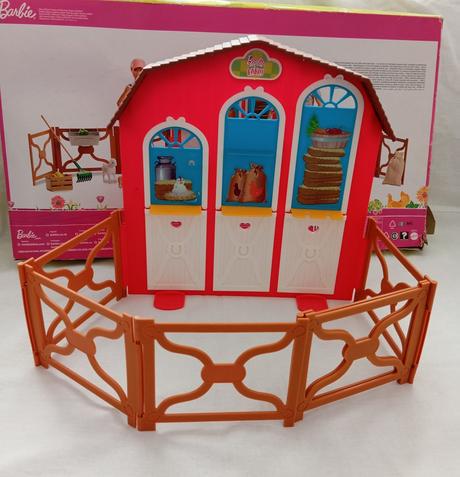 Barbie farma od mattel, 