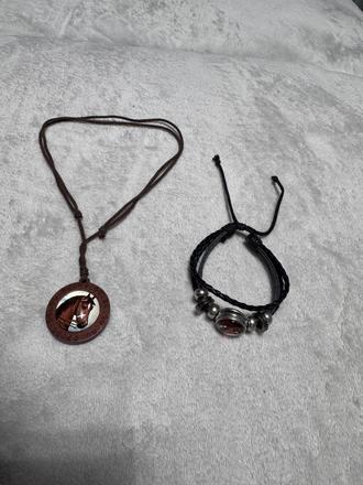 Náhrdelník a náramok kôň, 