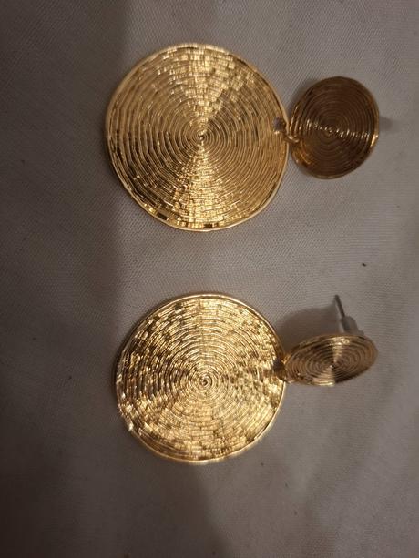 Zlate nausnice bižutéria, 