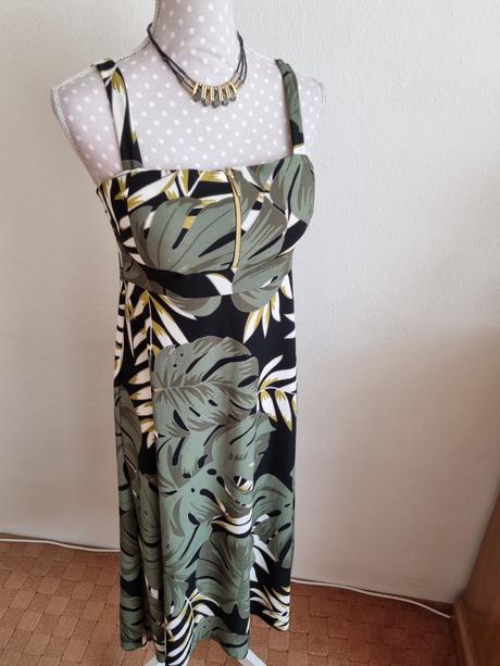 Zelené elast.šaty 38, 38