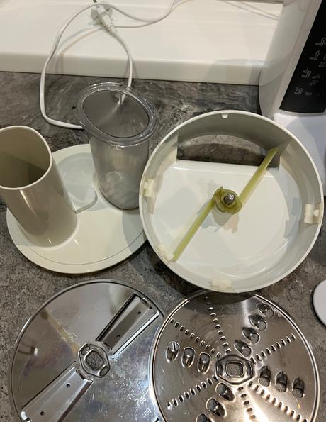 Bosch mum 4855/07 kuchynský robot 600w, bosch