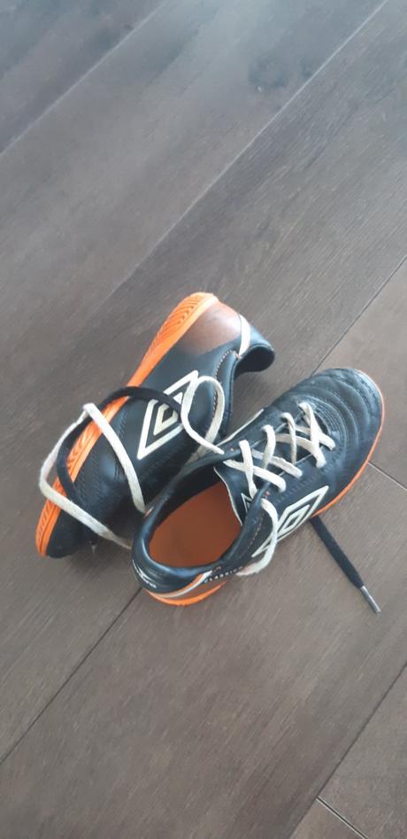 Halovky umbro, umbro,30