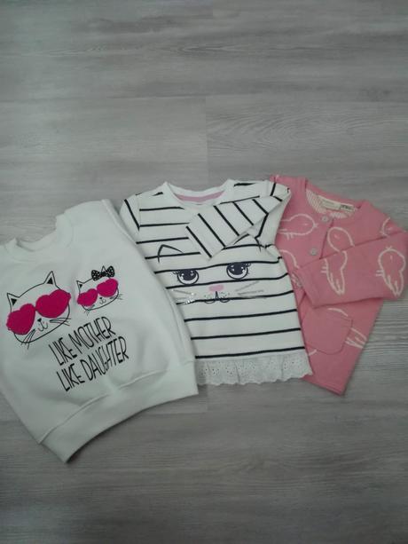 Dievčenské svetre vel. 74/80, 80