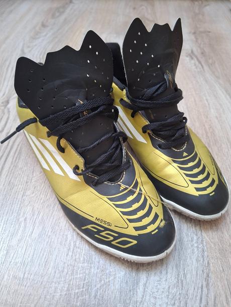 Halovky, adidas,38
