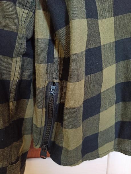 Karovana flanelová košeľa, chapter young,146